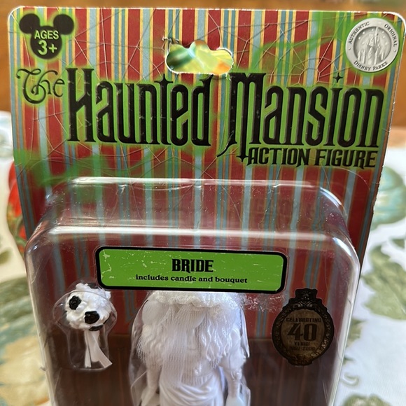 40th Anniversary Edition Haunted Mansion BRIDE 🤍👻 NEw In Package! - Picture 4 of 8